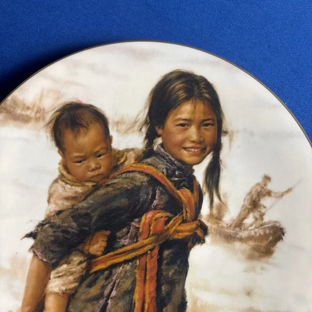 Kee Fung Ng Collector Plate Girl with Brother & Sampan Girl Gold Trim Lot Of 2